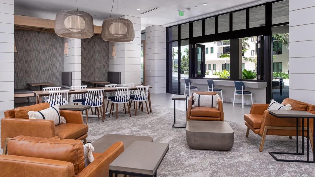 Upscale 2-Bedroom Condo Balcony And Pool View & Luxury Amenities In Miami-Doral, Mins To Miami Intl Eksteriør billede